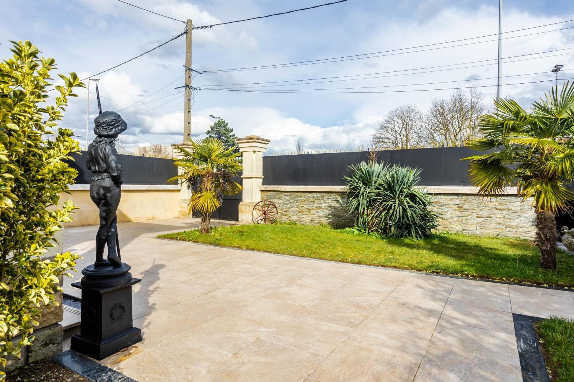 Studio Pittoresque Neuilly-sur-Marne Eksteriør billede